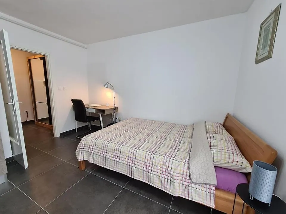Valkane beach studio apartment Pula